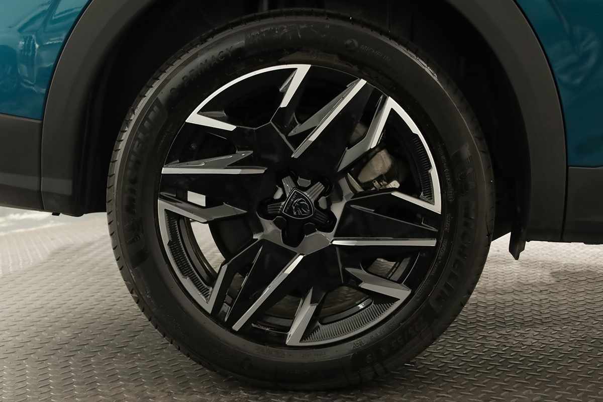 peugeot-5008-2025-gasolina-1199cc