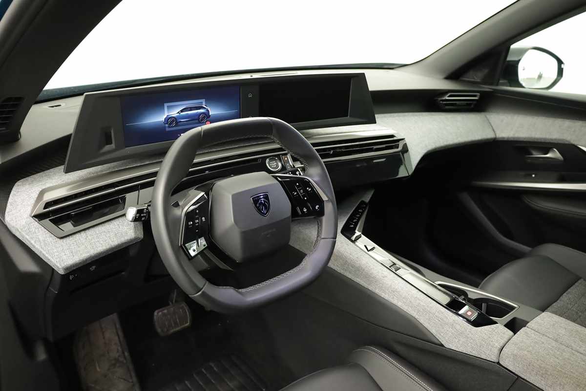 peugeot-5008-2025-gasolina-1199cc