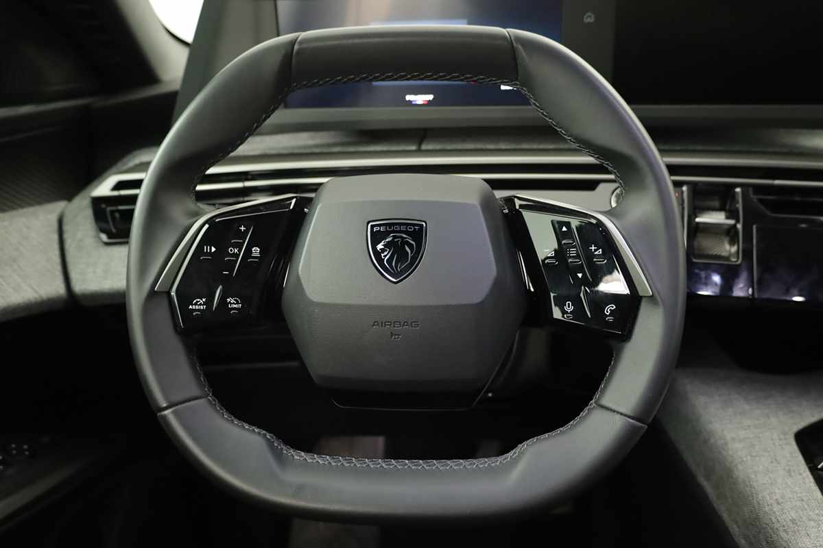 peugeot-5008-2025-gasolina-1199cc