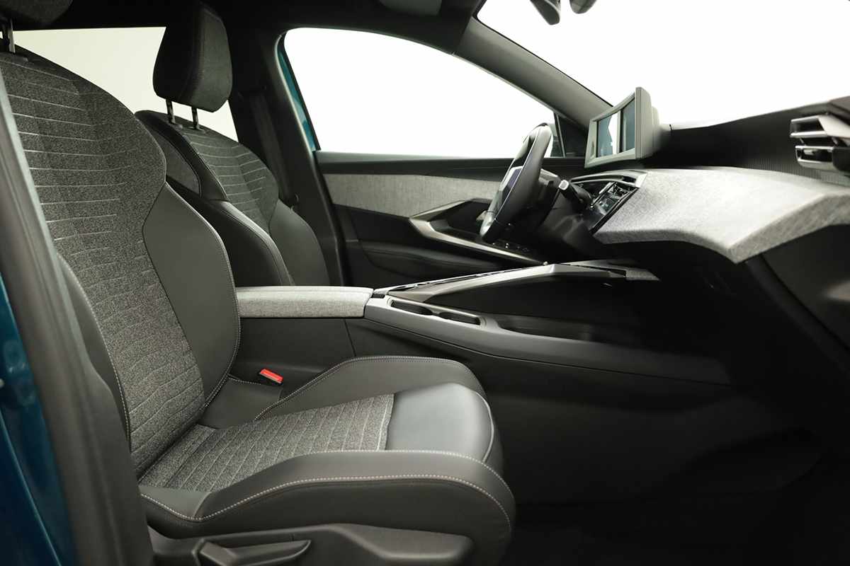 peugeot-5008-2025-gasolina-1199cc