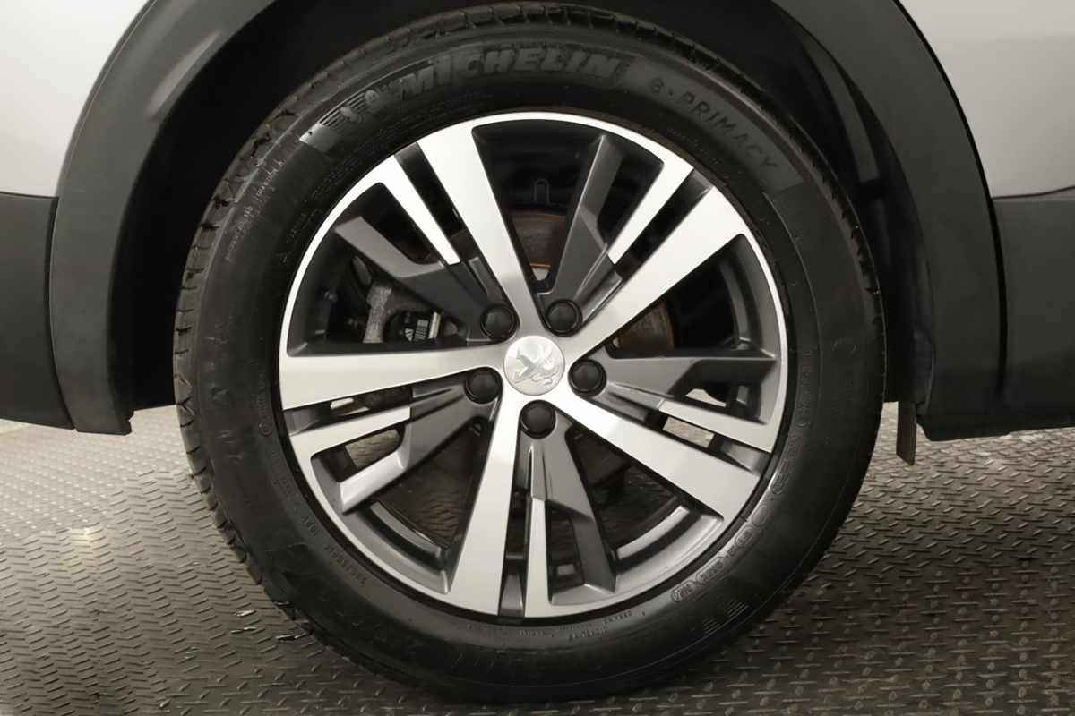 peugeot-3008-2024-hibrido-a-gasolina-1598cc