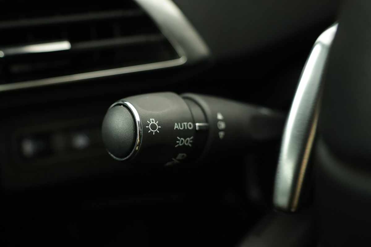 peugeot-3008-2024-hibrido-a-gasolina-1598cc