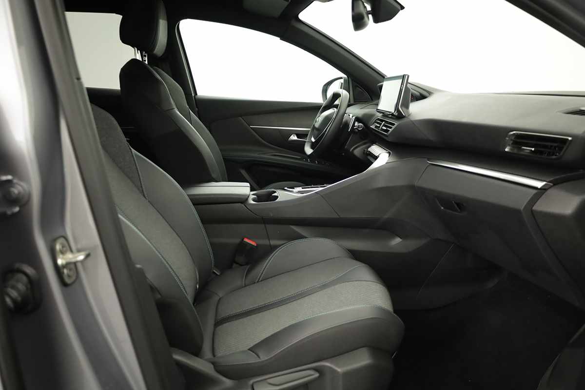 peugeot-3008-2024-hibrido-a-gasolina-1598cc