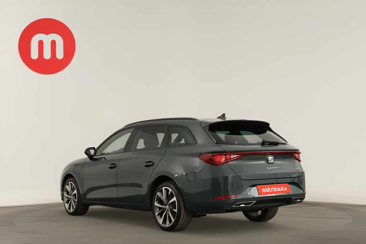 seat-leon-st-2025-hibrido-a-gasolina-1498cc
