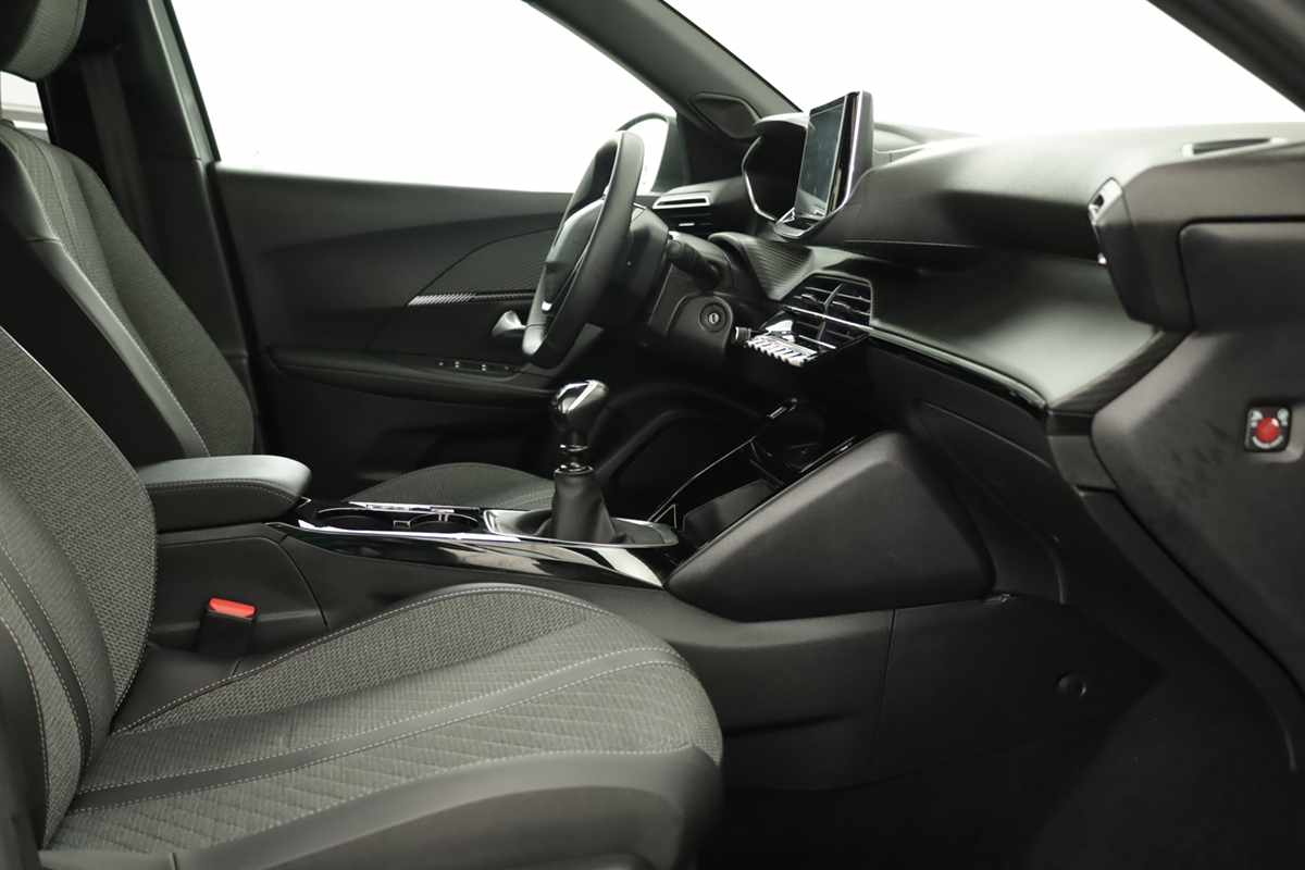 peugeot-2008-2025-gasolina-1199cc
