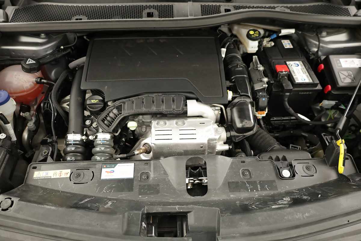 peugeot-2008-2025-gasolina-1199cc