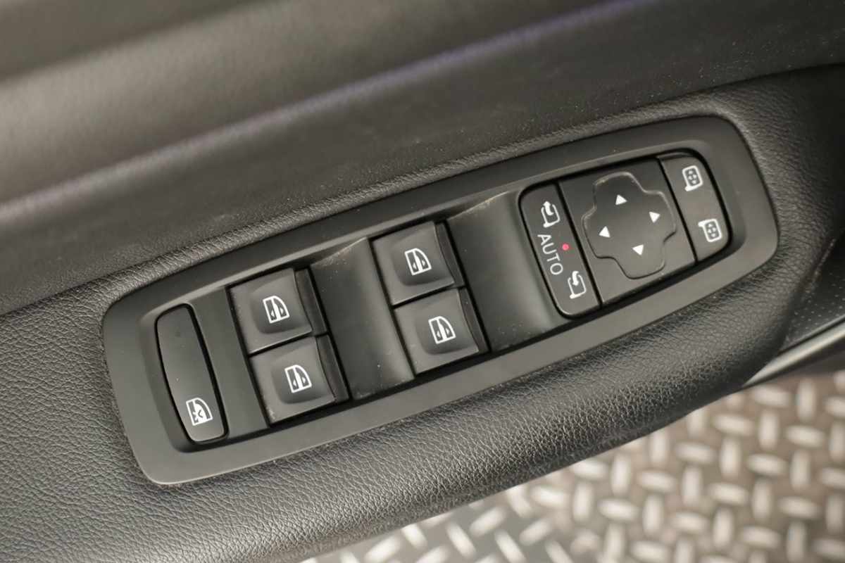 renault-megane-sport-tourer-2020-gasolina-1332cc