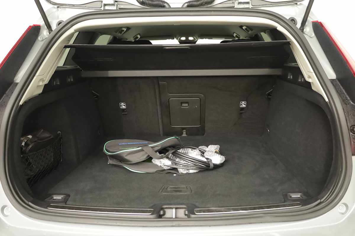 volvo-v60-2025-hibrido-a-gasolina-1969cc
