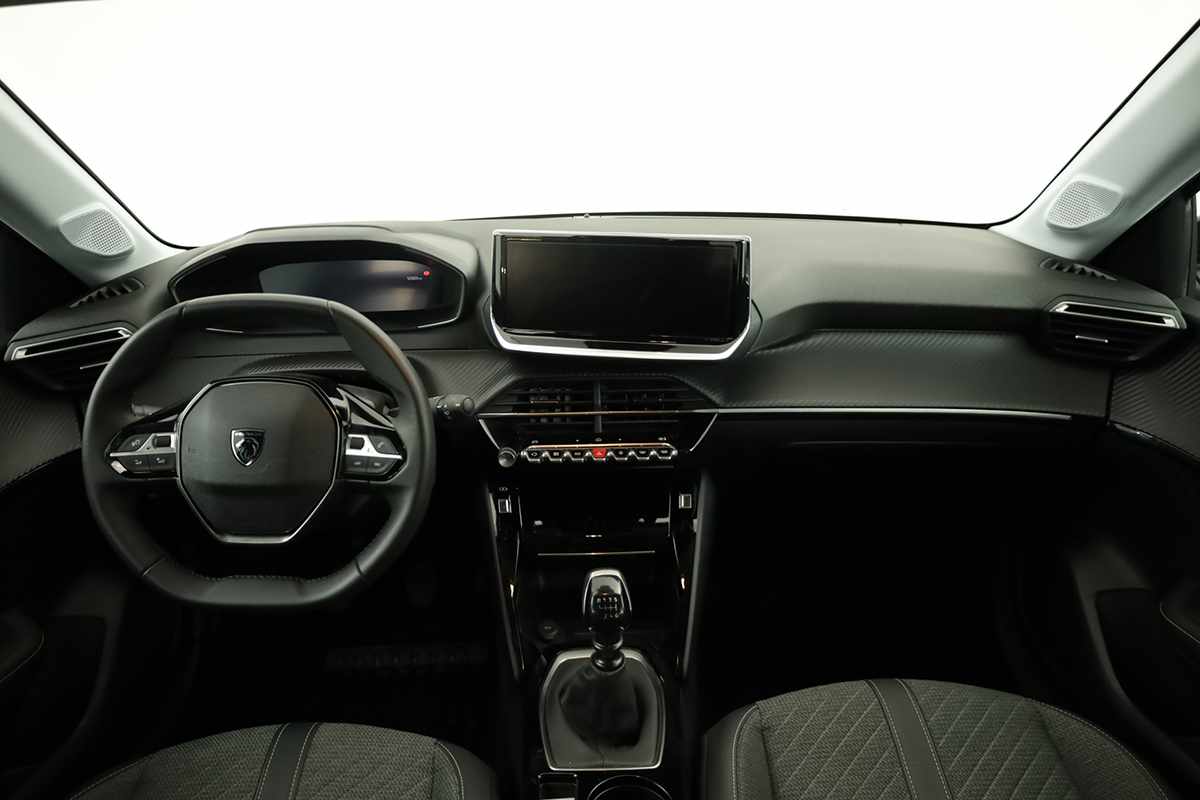 peugeot-208-2025-gasolina-1199cc