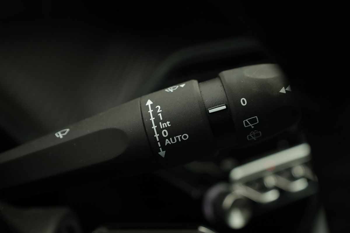 peugeot-208-2025-gasolina-1199cc