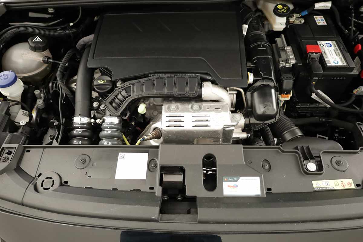 peugeot-208-2025-gasolina-1199cc