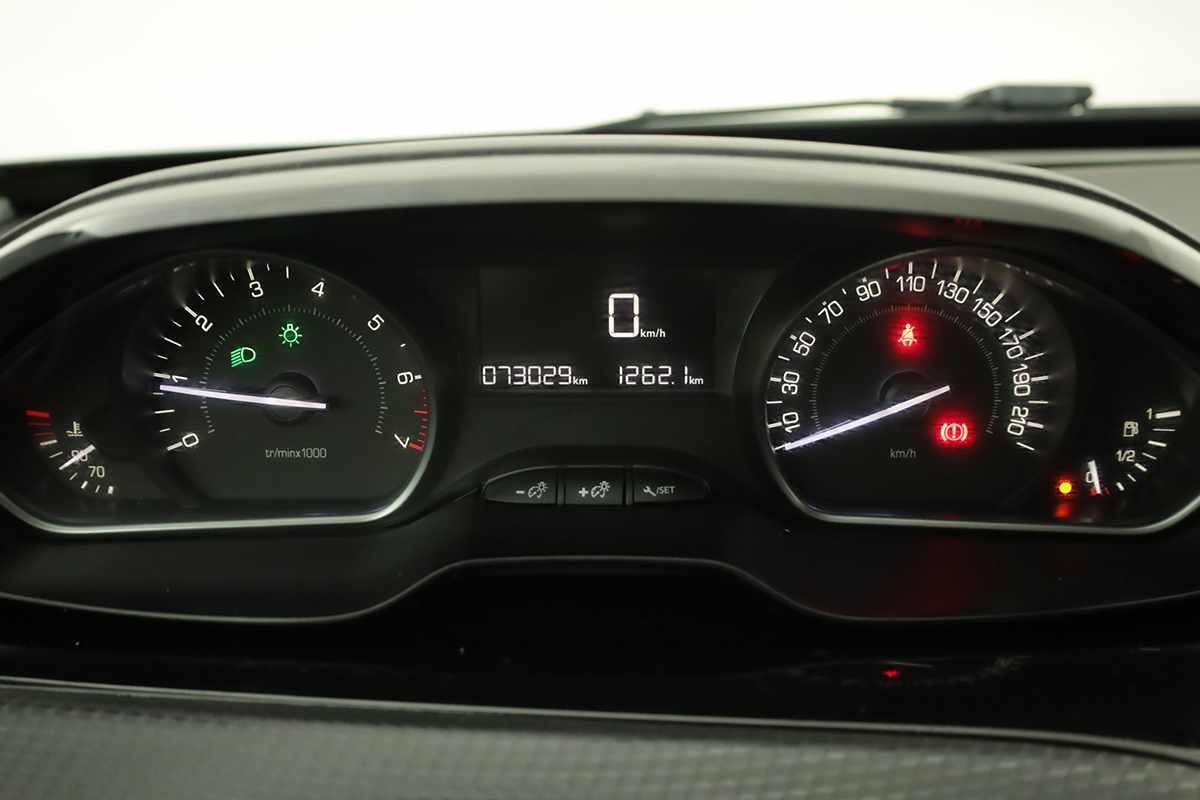 peugeot-2008-2019-gasolina-1199cc