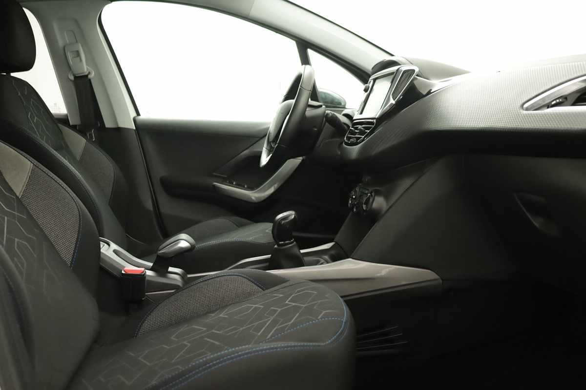 peugeot-2008-2019-gasolina-1199cc