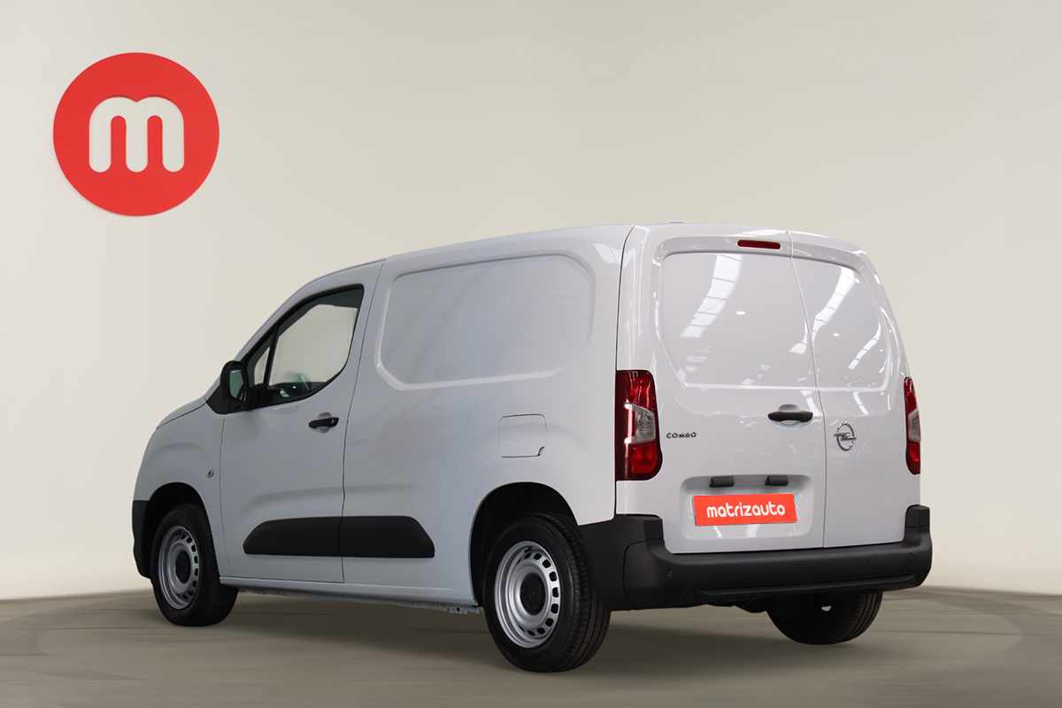 opel-combo-2023-diesel-1499cc