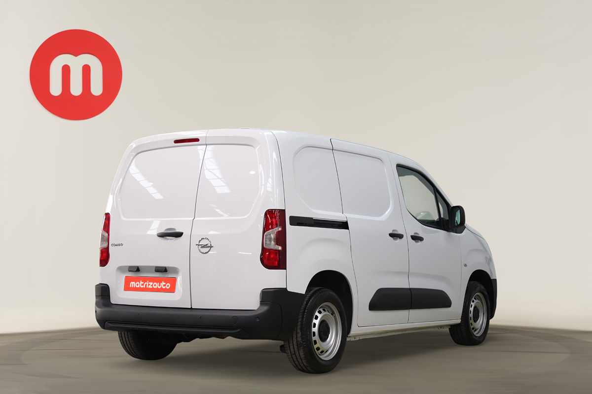 opel-combo-2023-diesel-1499cc