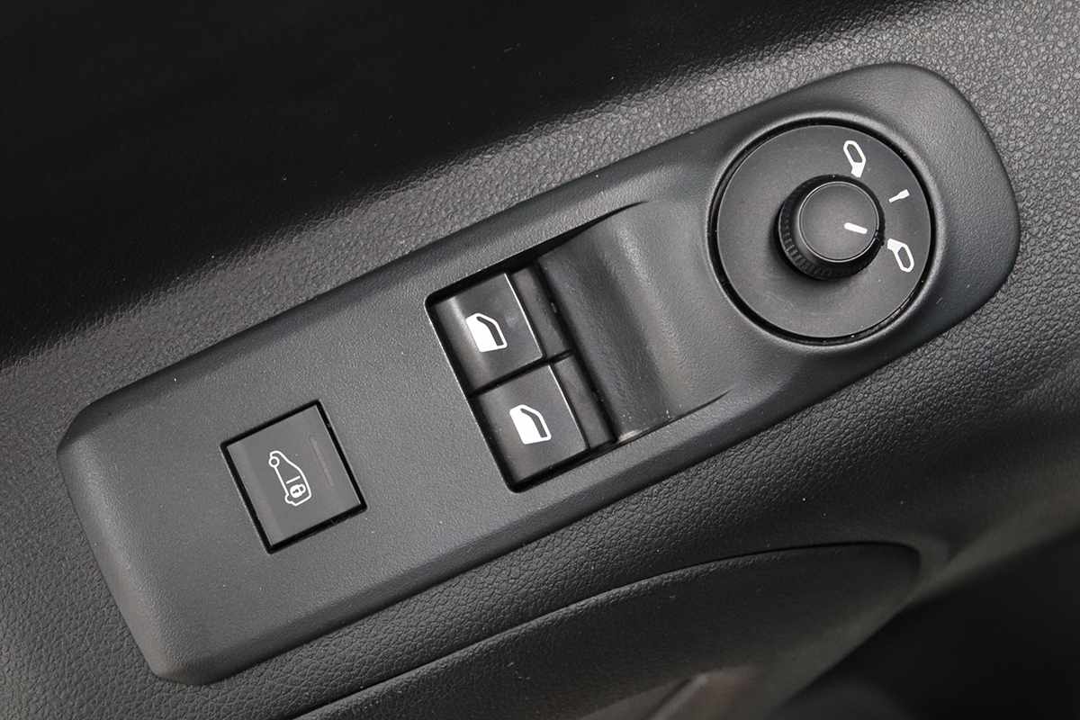 opel-combo-2023-diesel-1499cc