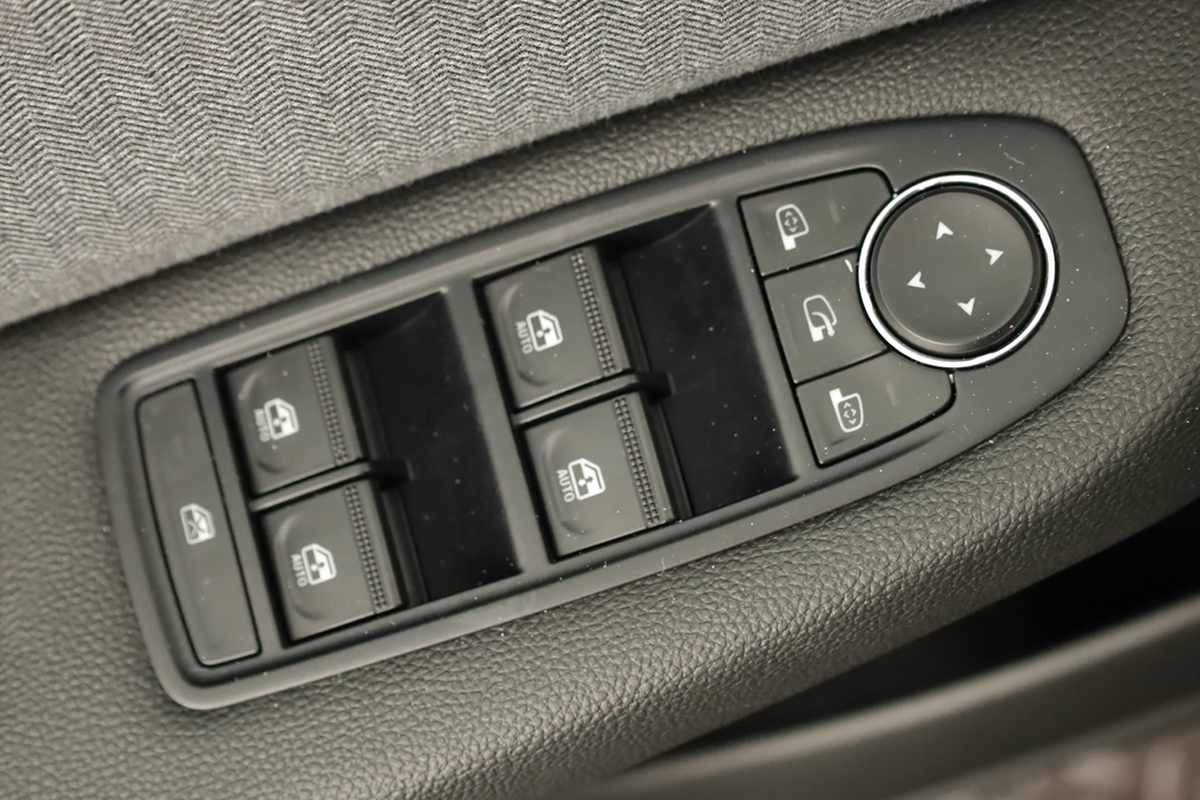 renault-clio-2024-gasolina-999cc