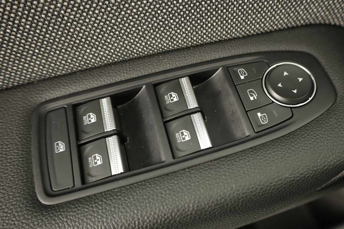 renault-captur-2025-gpl-999cc