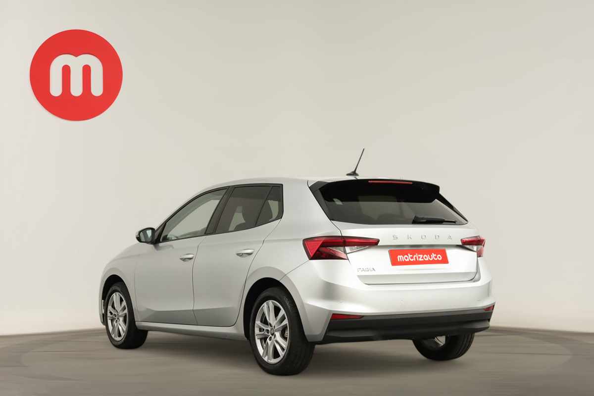 skoda-fabia-2025-gasolina-999cc