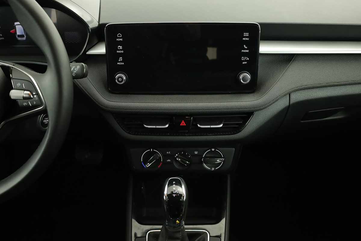 skoda-fabia-2025-gasolina-999cc