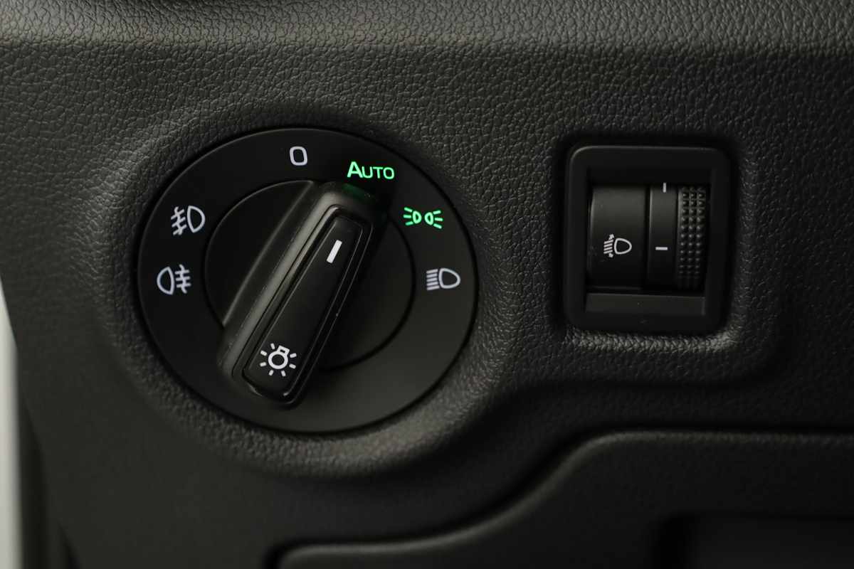 skoda-fabia-2025-gasolina-999cc
