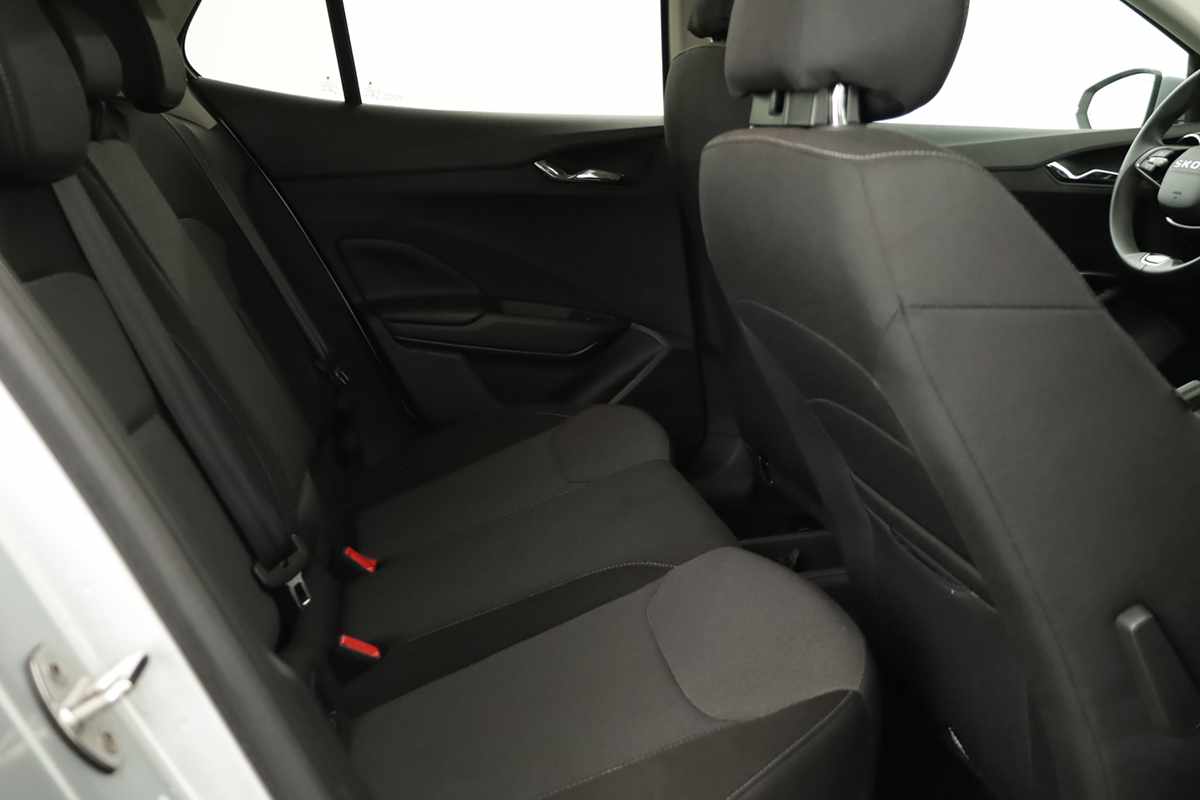 skoda-fabia-2025-gasolina-999cc