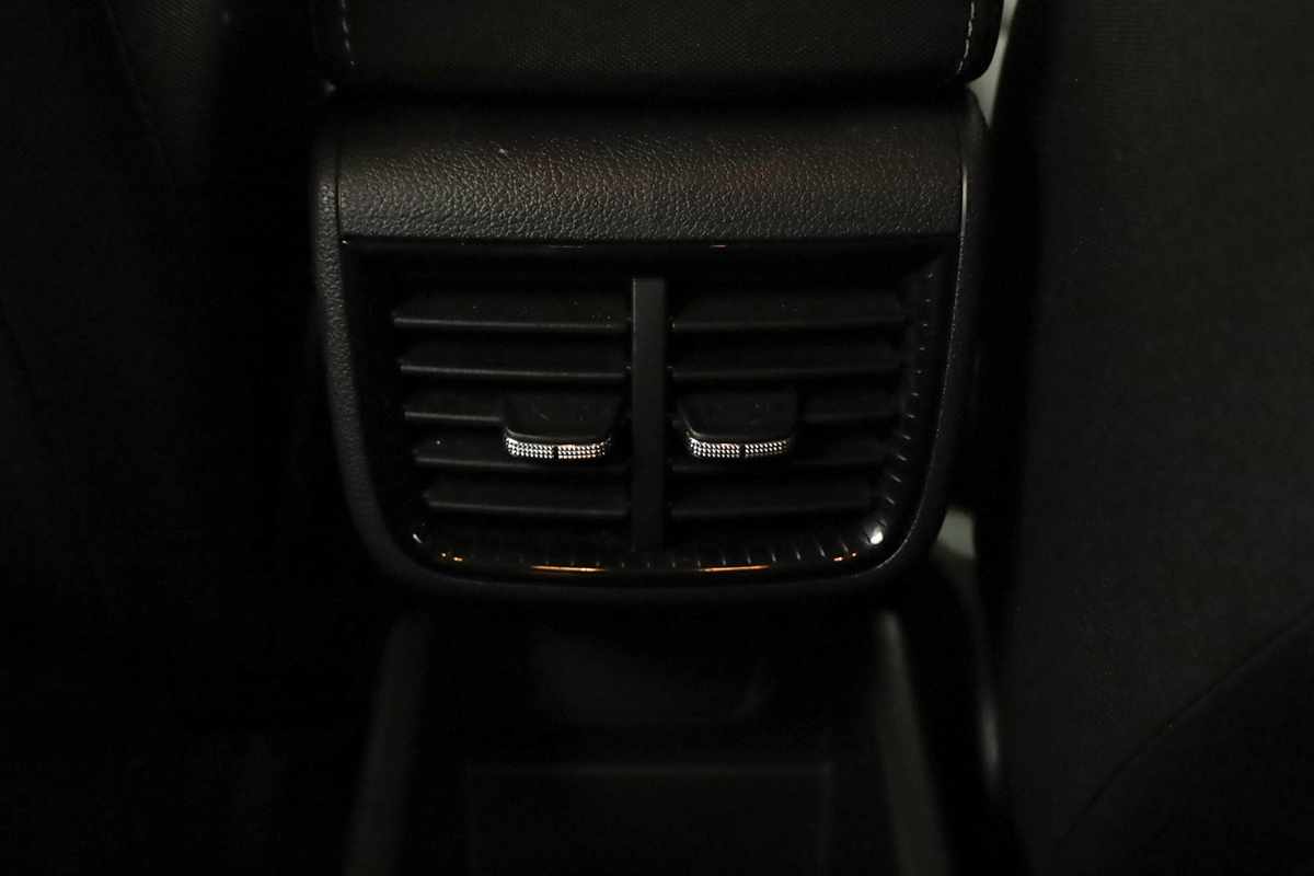 skoda-fabia-2025-gasolina-999cc