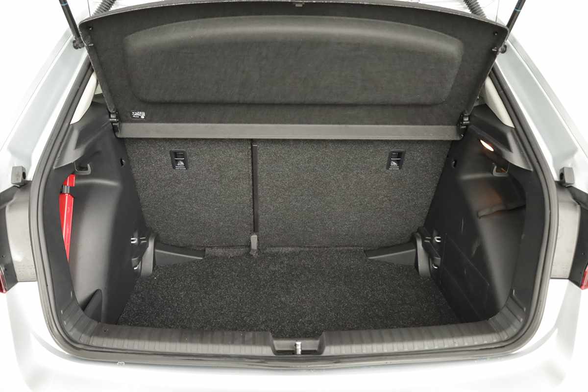 skoda-fabia-2025-gasolina-999cc