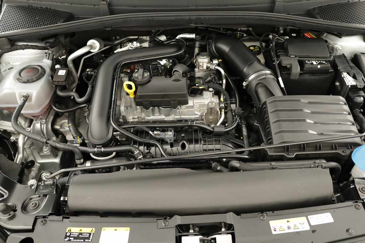 skoda-fabia-2025-gasolina-999cc