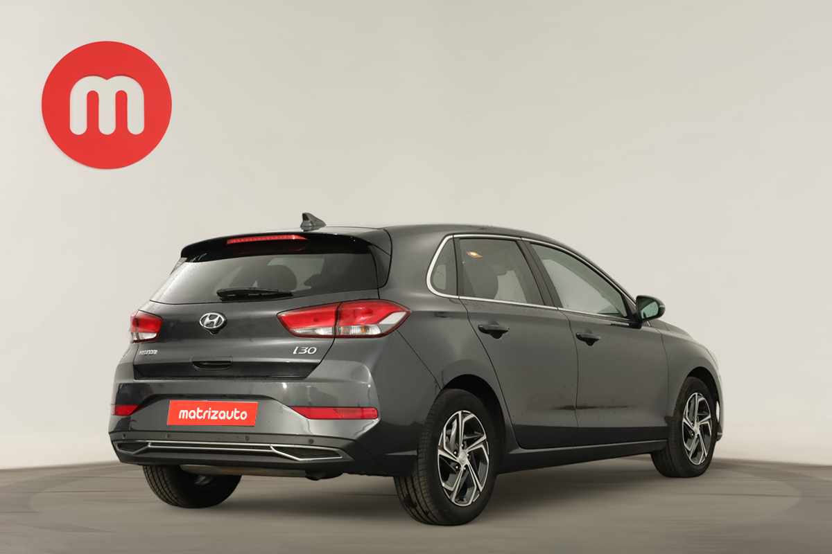 hyundai-i30-2024-gasolina-998cc