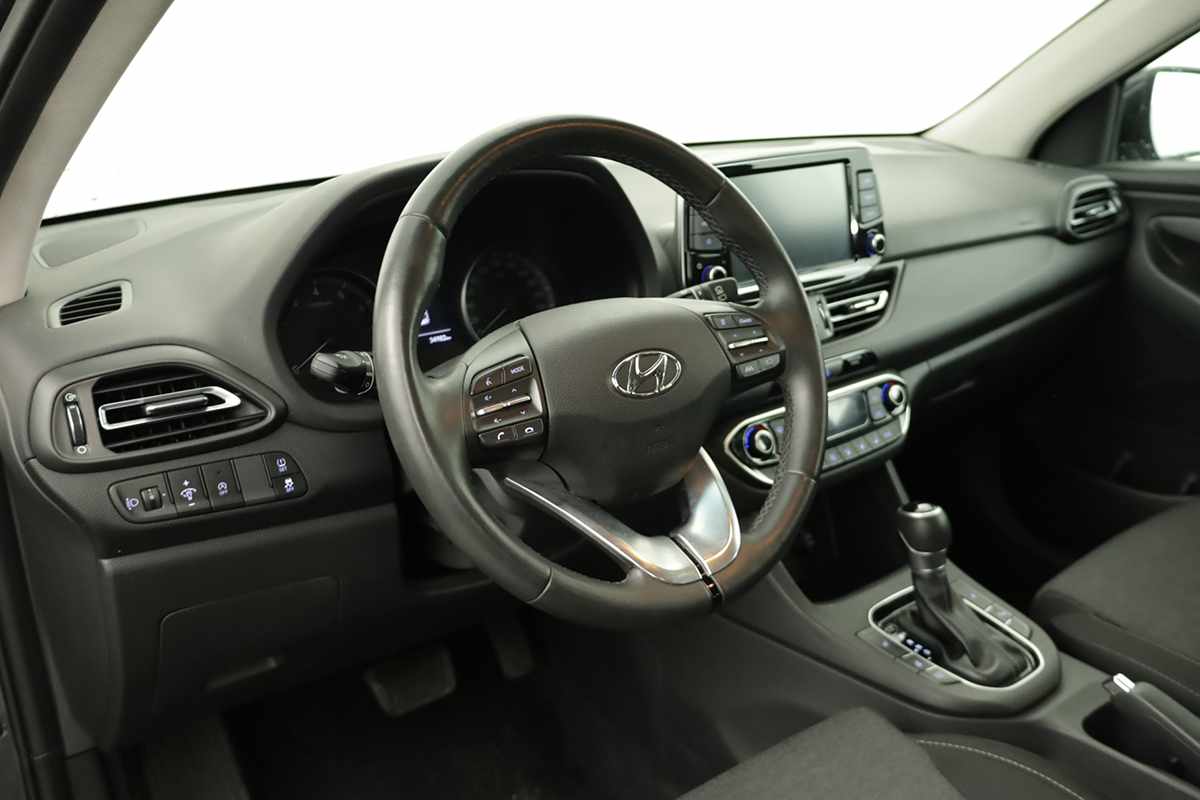 hyundai-i30-2024-gasolina-998cc