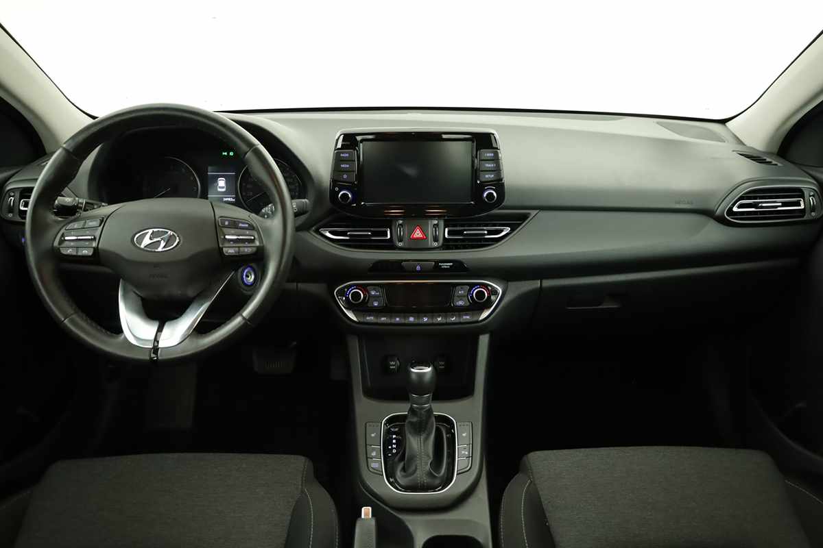 hyundai-i30-2024-gasolina-998cc