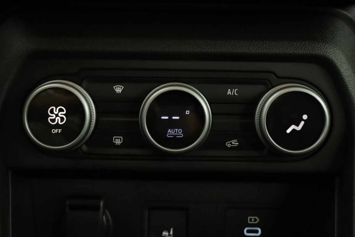 dacia-sandero-2025-gpl-999cc