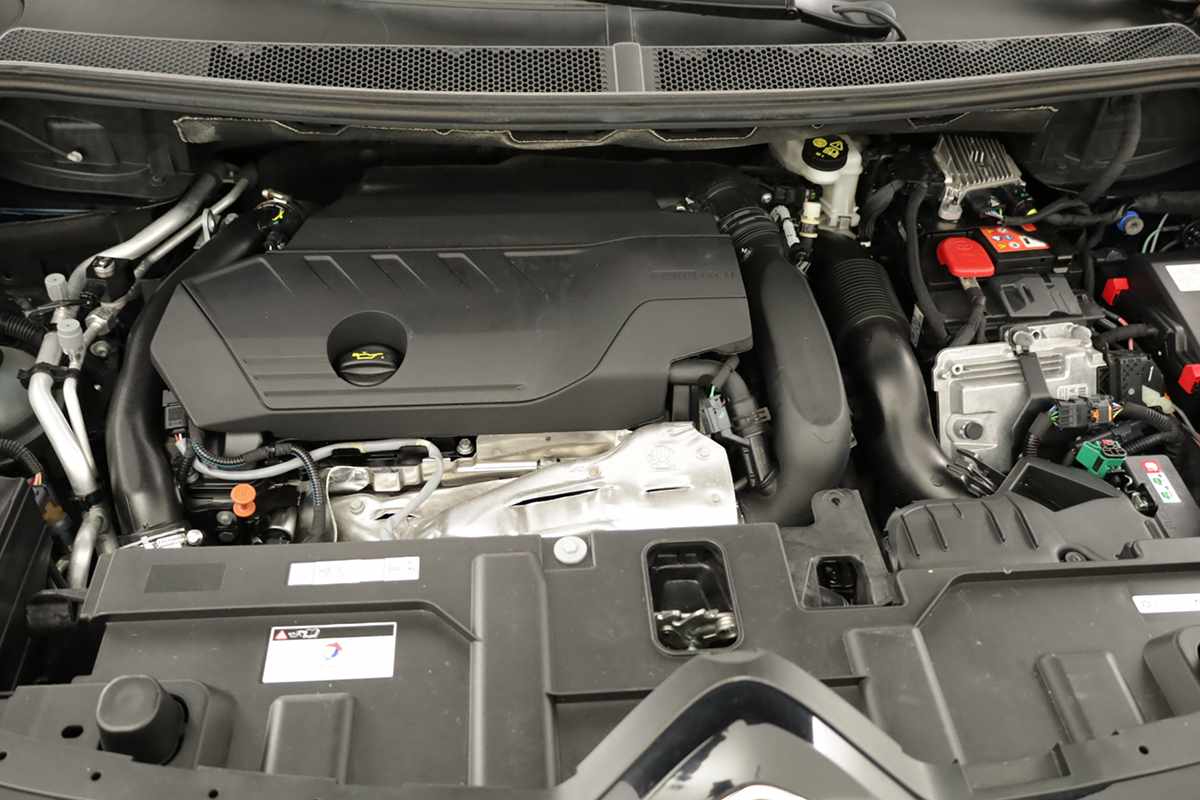 citroen-c5-aircross-2023-hibrido-a-gasolina-1598cc