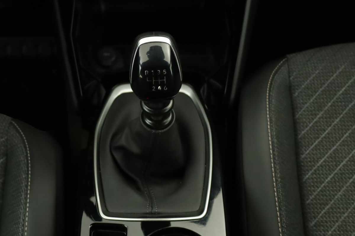 peugeot-2008-2025-gasolina-1199cc