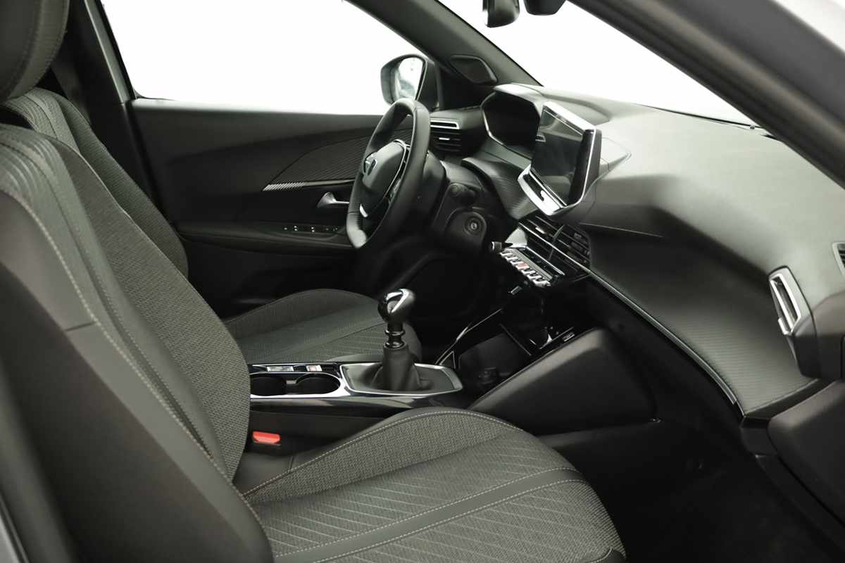 peugeot-2008-2025-gasolina-1199cc