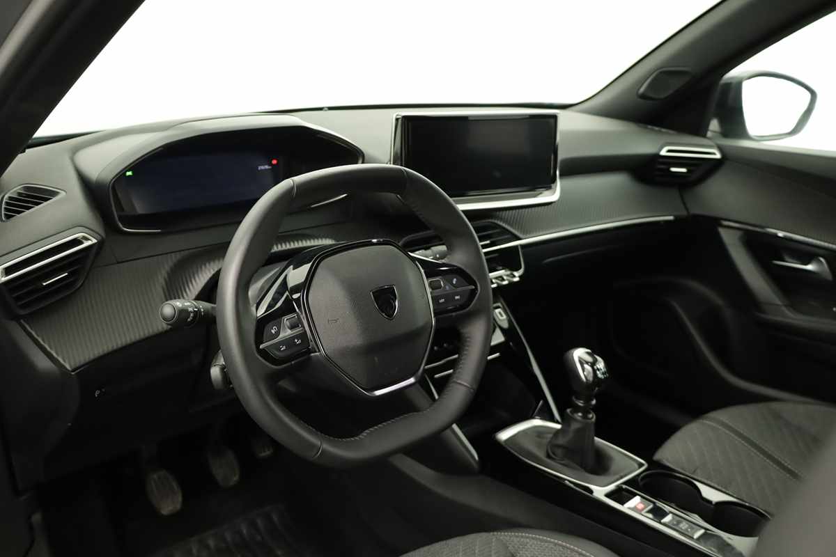 peugeot-2008-2025-gasolina-1199cc