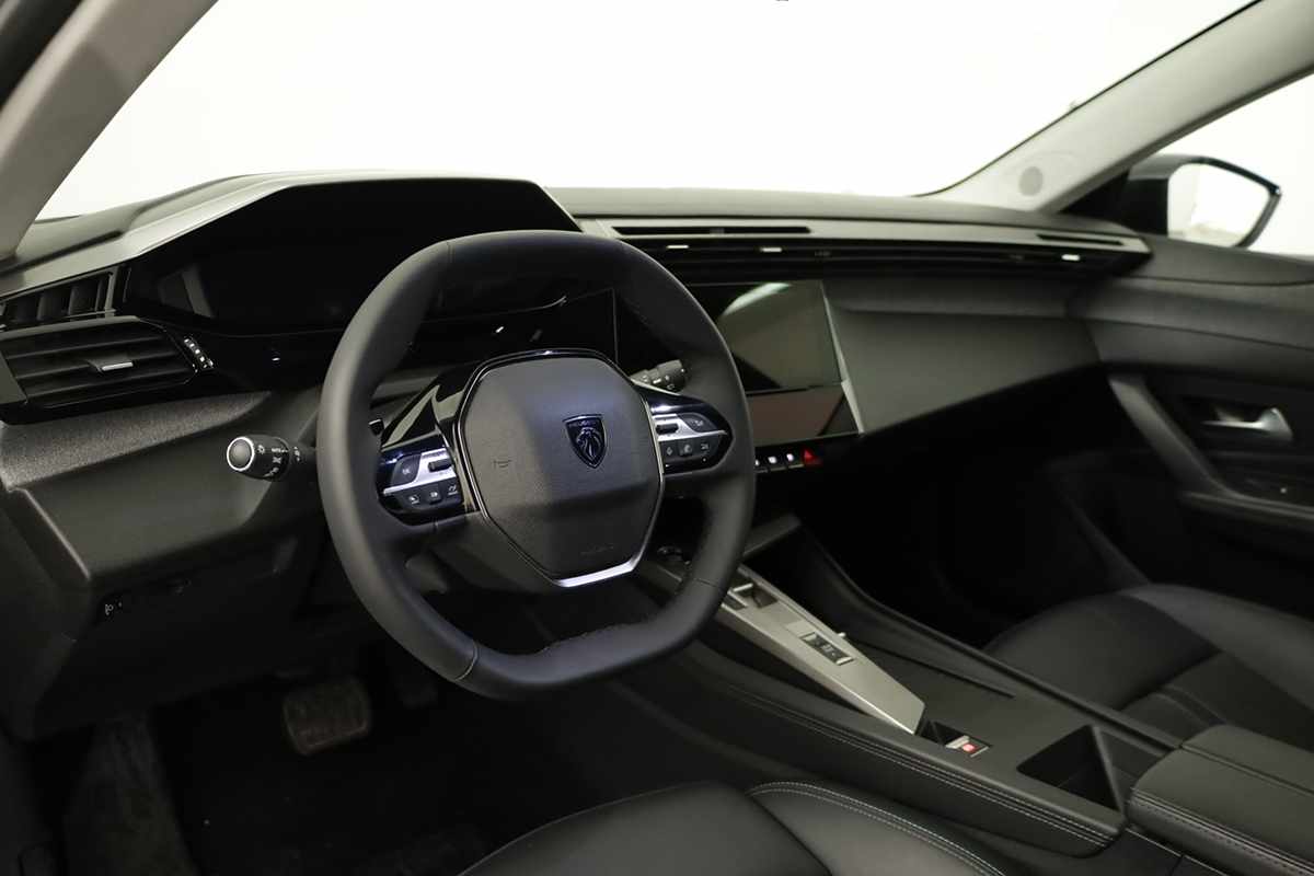 peugeot-308-sw-2024-gasolina-1199cc