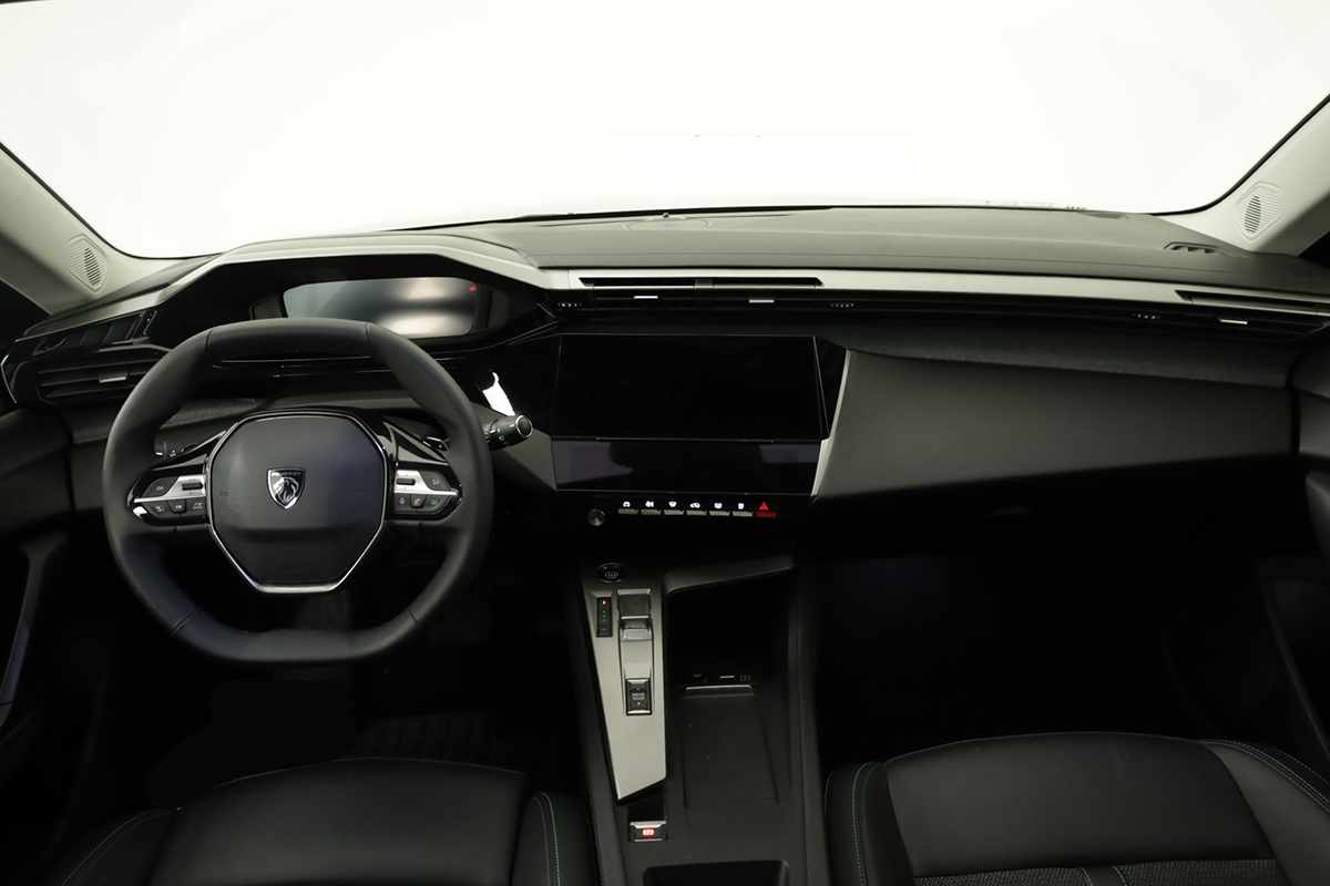 peugeot-308-sw-2024-gasolina-1199cc