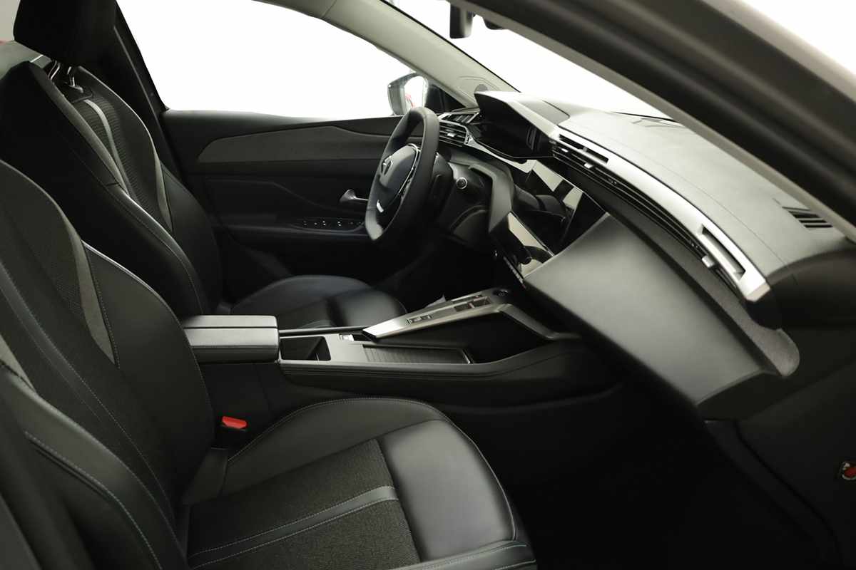 peugeot-308-sw-2024-gasolina-1199cc