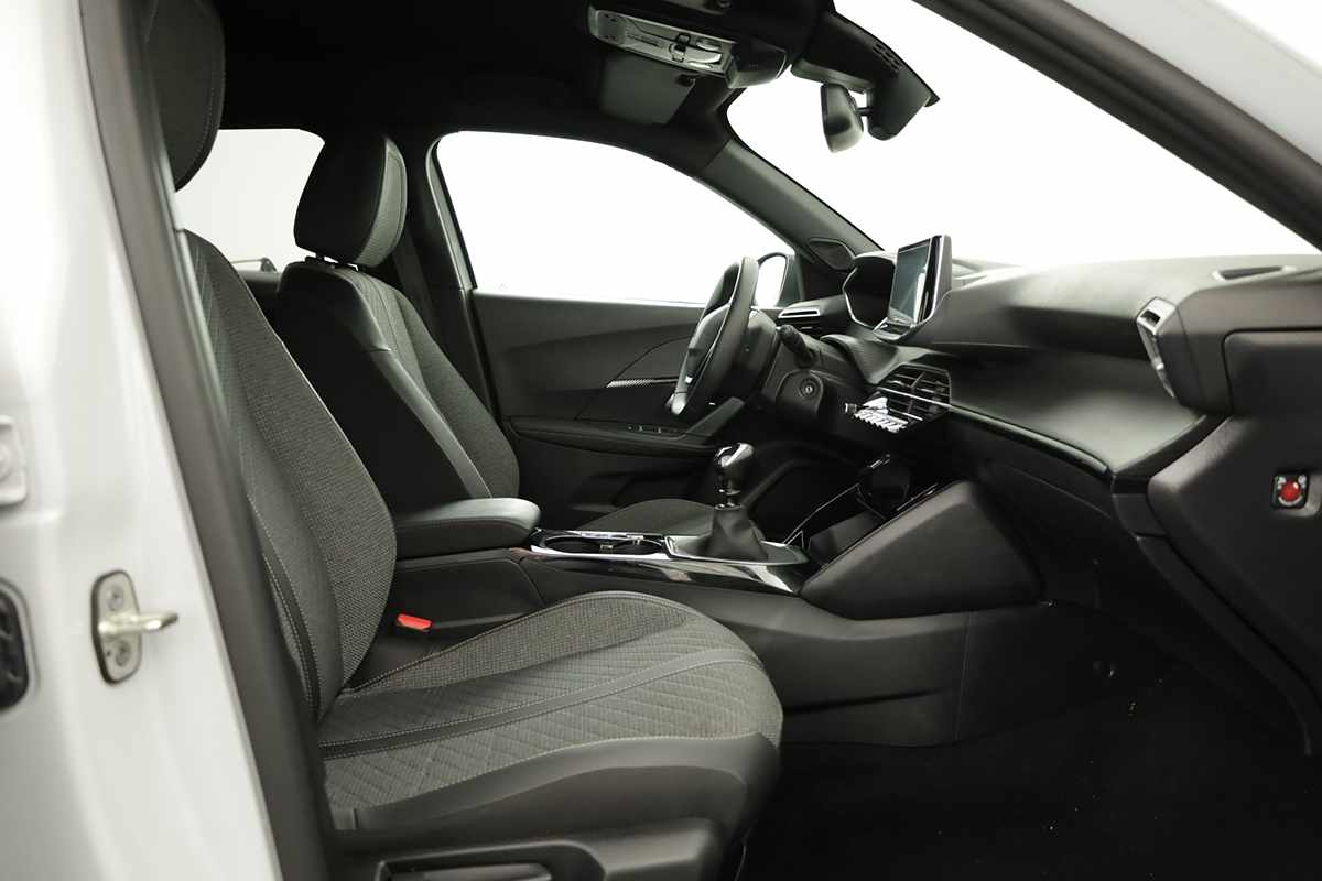 peugeot-2008-2025-gasolina-1199cc
