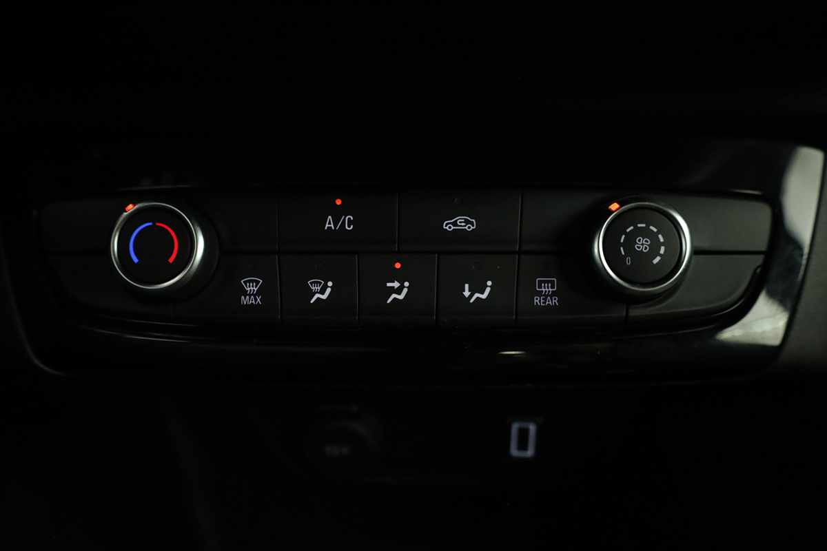 opel-corsa-2025-gasolina-1199cc