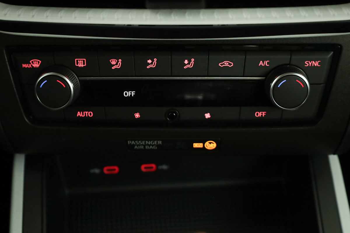seat-arona-2023-gasolina-999cc