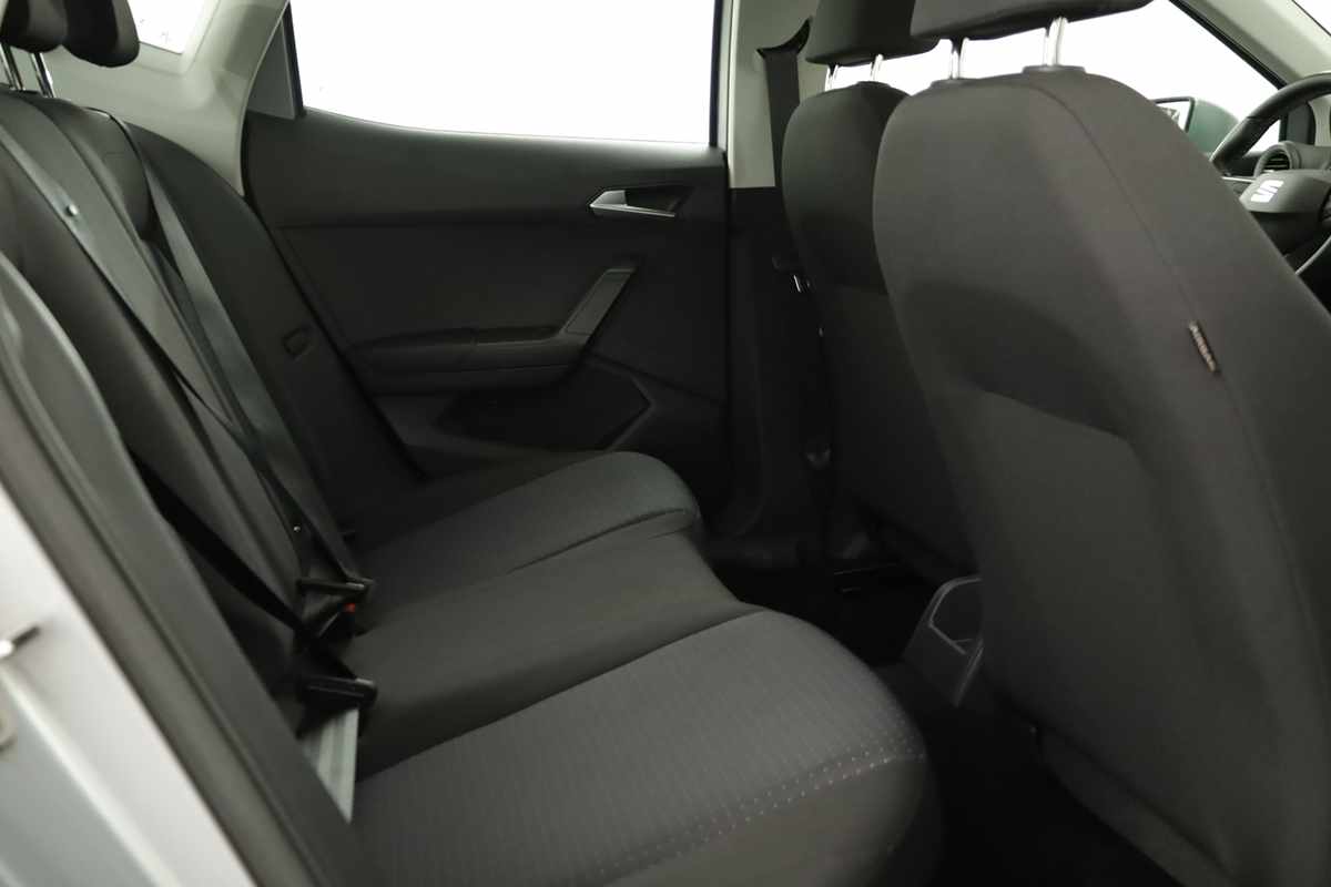 seat-arona-2023-gasolina-999cc