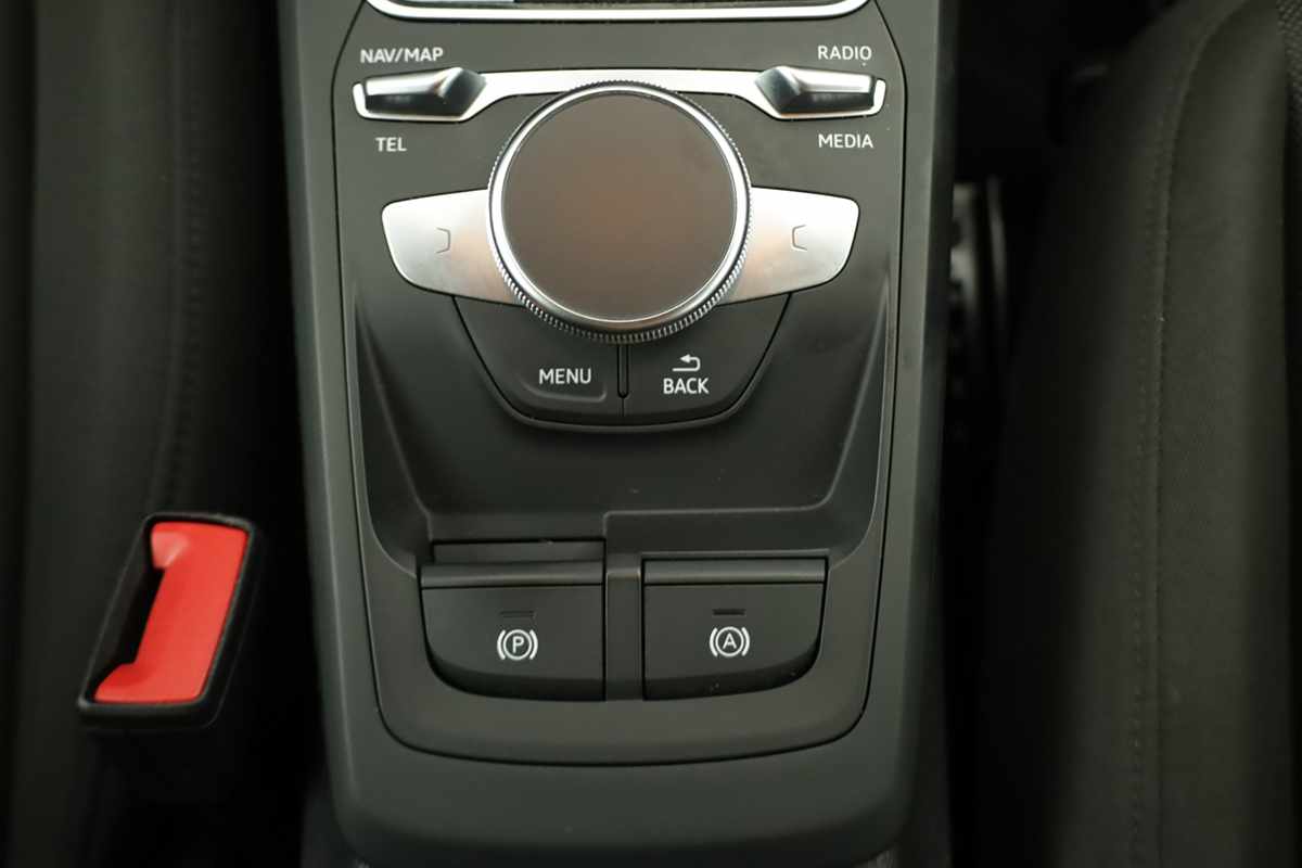 audi-q2-2023-gasolina-1498cc