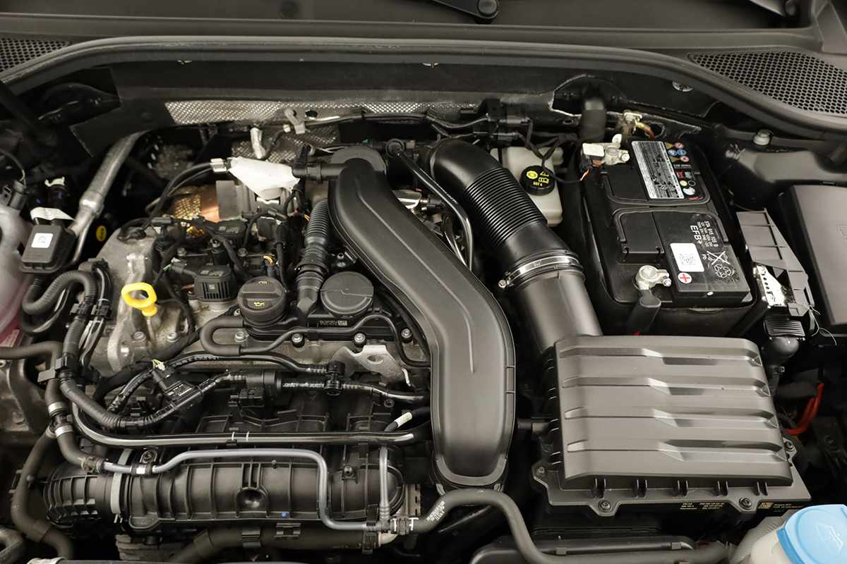 audi-q2-2023-gasolina-1498cc
