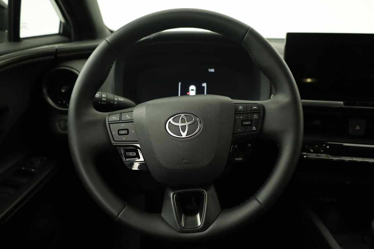 toyota-c-hr-2025-hibrido-a-gasolina-1998cc