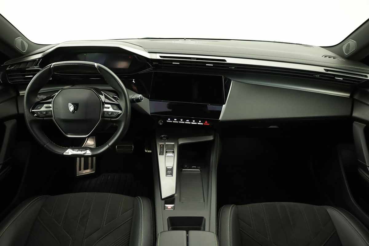 peugeot-308-2024-gasolina-1199cc