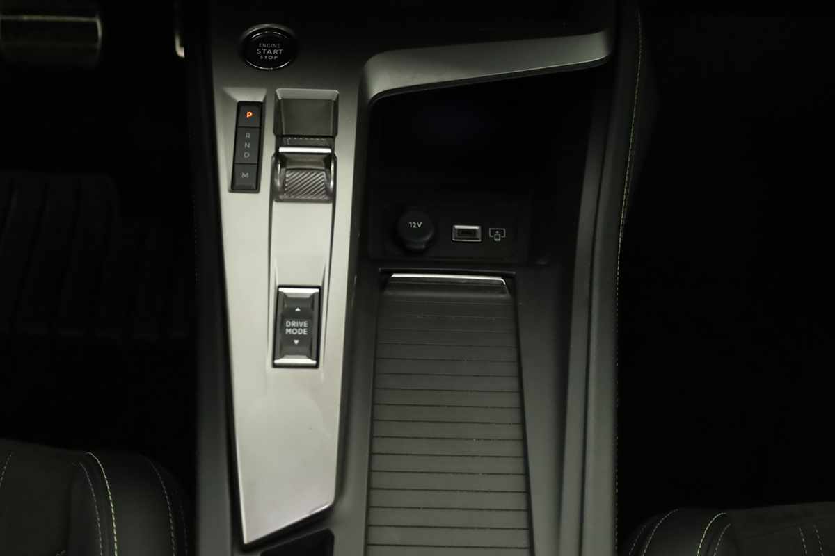 peugeot-308-2024-gasolina-1199cc