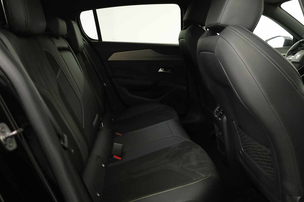 peugeot-308-2024-gasolina-1199cc